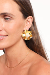 Lola Pearl Flower Earrings - Gold
