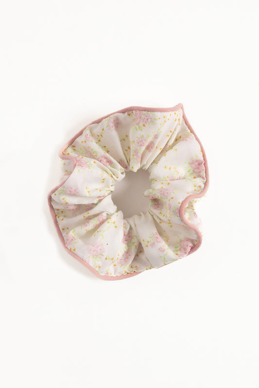 Amira Scrunchie - Pink Floral