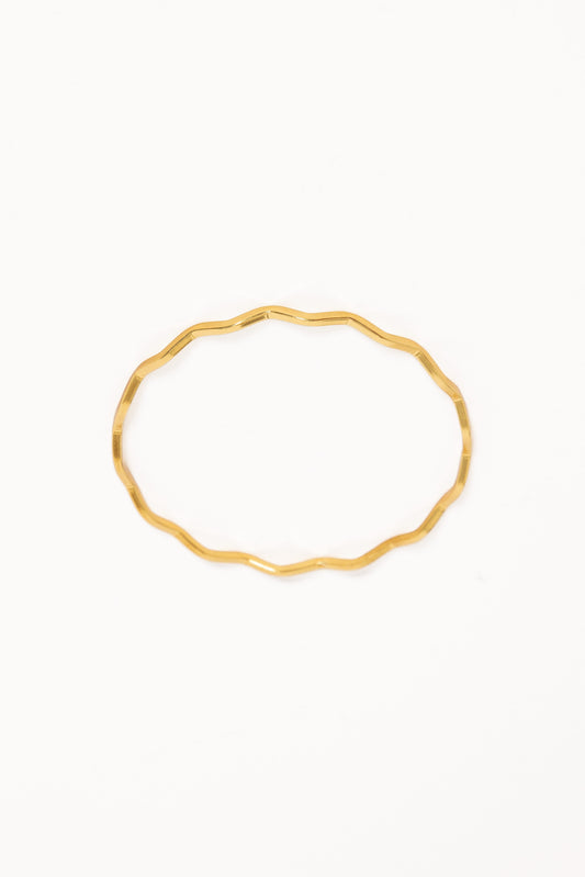 Layla Wave Bangle - Gold