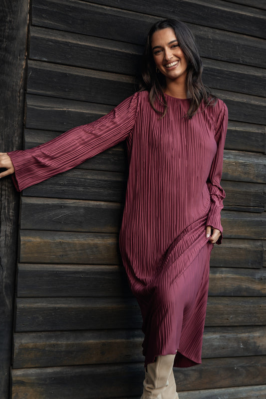 Tannikah Plisse Midi Dress - Ruby Wine