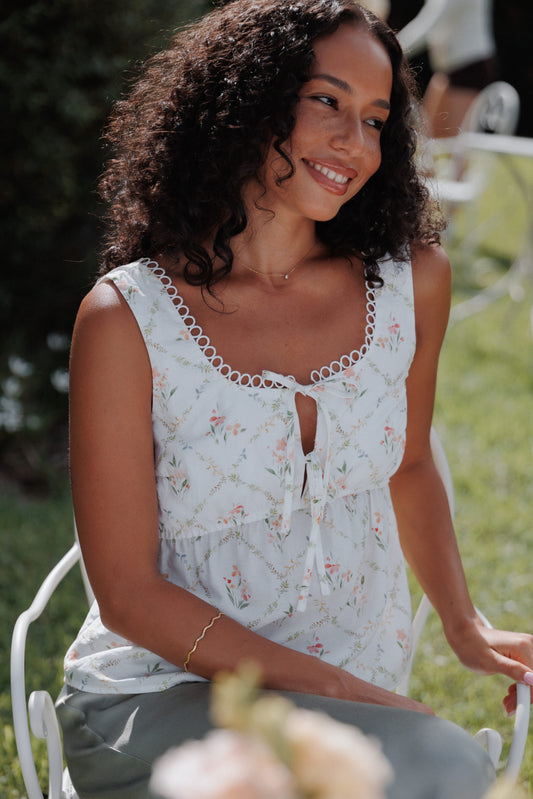 Gail Top - White Vintage Floral